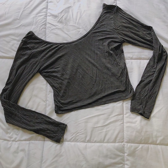 Crop Top - Long Sleeve, Off-The-Shoulder - Picture 3 of 7